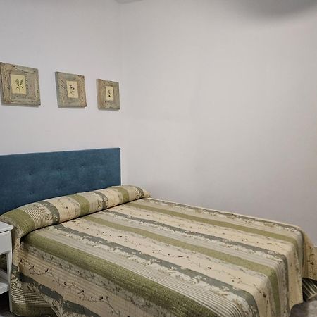 Apartamento Mayte コニル・デ・ラ・フロンテラ エクステリア 写真
